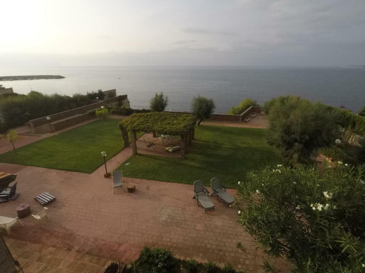 Magnolia Gialla Bed & Breakfast Трапето Екстериор снимка